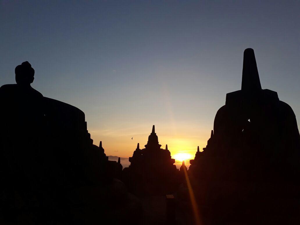 Penginapan & Guest House Mbok Dhe Borobudur 마겔랑 외부 사진